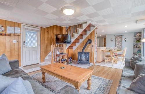 Roads End House | By The Sea