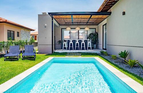 Marina House | Bz94 House with Arete pool and JET ramp! 5 suites