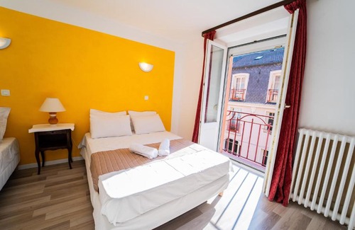 Plombieres-les-Bains Hotel | Céline hôtel le miridan