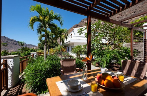 Mogan House | C-2/HOUSE IN THE COUNTRYSIDE WITH SWIMMING POOL, ON A FRUIT FARM AT 3 KMS.DE PUERTO MOGÁN