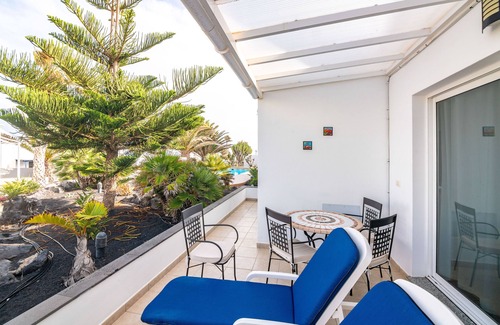 Haria House | C1, in a small complex with communal heated pool 100m from the sea