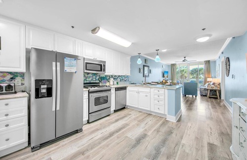 Fort Walton Beach Condo | C301 | FREE Beach Service + 3 Pools + Lazy River + 2 Hot Tubs!