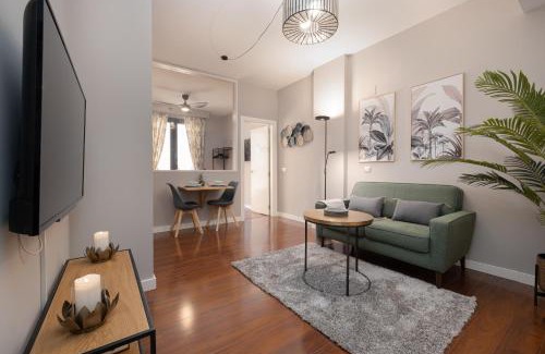 Centro Apartment | C31 Deluxe Apartment into Cathedral Square