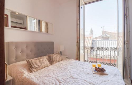 La Merced Apartment | C61 - Brand New One Bedroom Cathedral Views