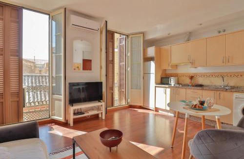 La Merced Apartment | C61 - Brand New One Bedroom Cathedral Views