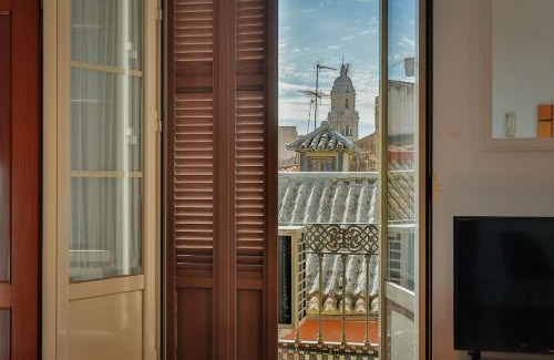 La Merced Apartment | C61 - Brand New One Bedroom Cathedral Views