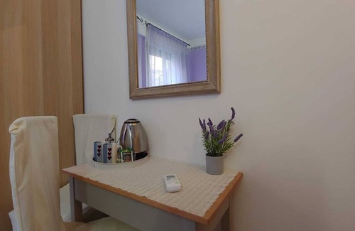 Dorsoduro House | Ca 'Barozzi - Purple double room -