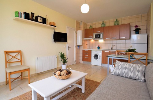 Son Baulo Apartment | Ca n'Antonia 092 flat with swimming pool, balcony, air conditioning and WiFi