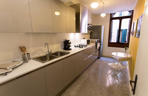 San Marco Apartment | Ca' Nal Apartments, Corte Grimani Inn - GONDOLA