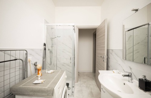 Mirandola Apartment | Ca' Pico Netflix, Wi-fi & Parking, Mirandola, IT