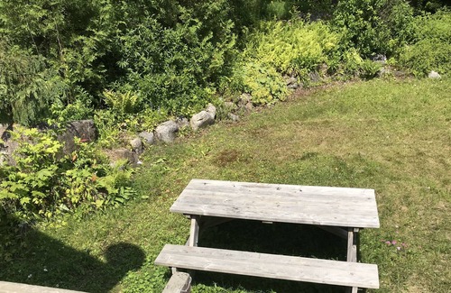 Sainte-Marguerite-du-Lac-Masson House | Lakeview Cottage