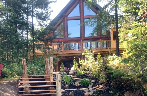 Sainte-Marguerite-du-Lac-Masson Ski Chalet | "Le Majestik luxury chalet, Doncaster River"