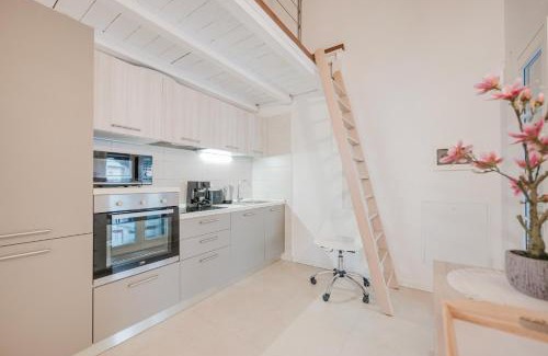 Longa Apartment | Ca' Serena - Murano centro - 10 min from Venice