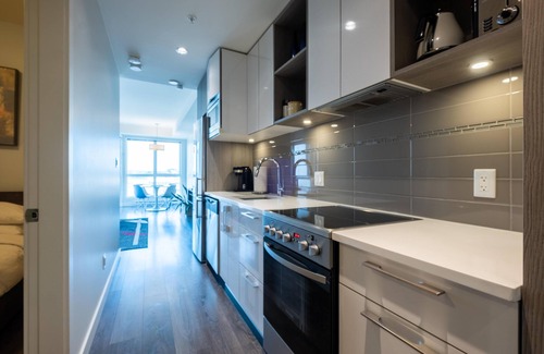 Downtown Victoria Condo | Stylish Modern Apartment in the Heart of Old Town Victoria