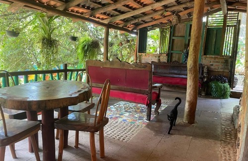 San Francisco Cottage | Cabaña Armonía, 6 personas + cocina + alberca + WIFI
