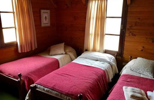 Lanin National Park House | Cabaña frente al lago de 3 dormitorios y 2 baños