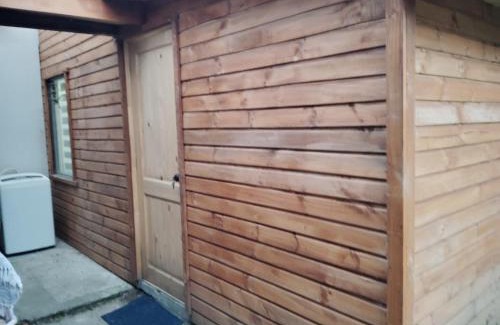 Puerto Montt House | Cabaña interior en barrio residencial