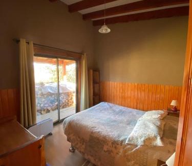 Malalcahuello House | Cabaña Malalcahuello con playa de Rio