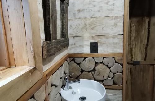 Pucon Ski Chalet | Cabaña Rústica Pellin