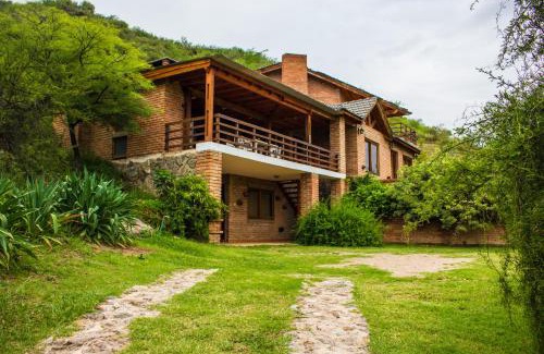 Villa General Belgrano Cabin | Cabañas Mirasoles