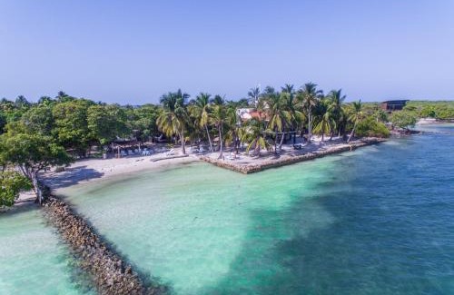 Isla Tintipan Hotel | Cabana SalSiPuedes