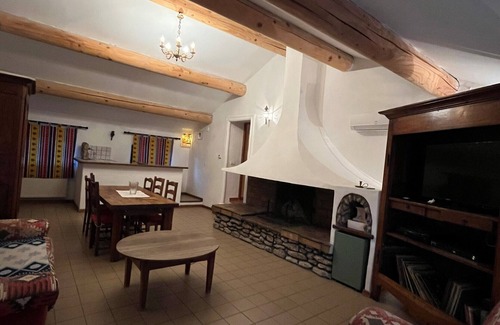 Puymeras House | Cabanon des cigales Provenvales