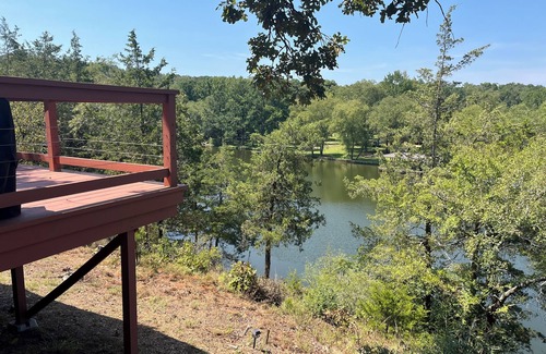 Royal Cabin | Cabin #18 Hillside Hideaway, small dog, 45 lb or under with 99 fee. Great View