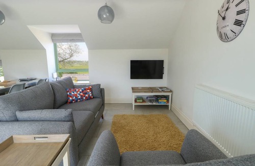 Brynsiencyn Cottage | Cabin ∙ 2 bedrooms ∙ 4 guests