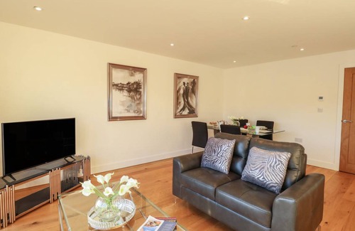 Weymouth Cottage | Cabin ∙ 2 bedrooms ∙ 4 guests