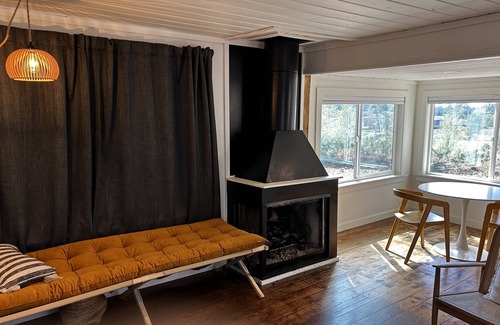 Pinetop Hotel | Cabin 3 "1800s Milkhouse"