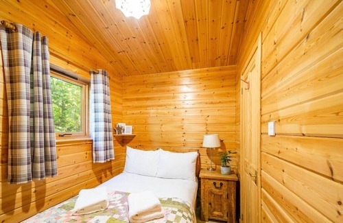 Perth Cabin | Cabin in the Den – your hidden hideaway near Perth