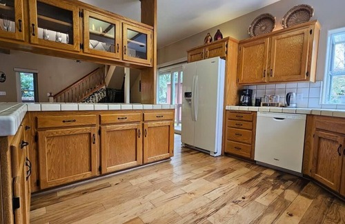 Bass Lake Cabin | Cabin in The Pines | Large Outdoor Patio | Firepit