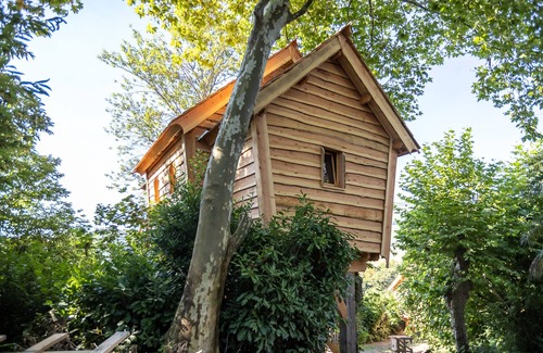 Urcuray Cabin | Cabin located in a natural environment, located between sea and mountain.