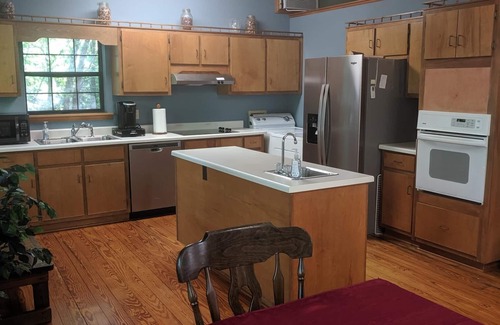 Mentone House | Cabin on Little River 2BR/2.5Bathrooms with HIGH SPEED INTERNET