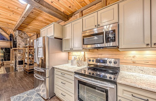Moneta House | Cabin on the Cove - Luxe lakefront cabin on 5 acres with huge dock