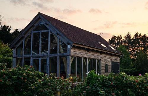 Muchelney House | Cabin - Sleeps 4 - Nature Sauna Hot Tub