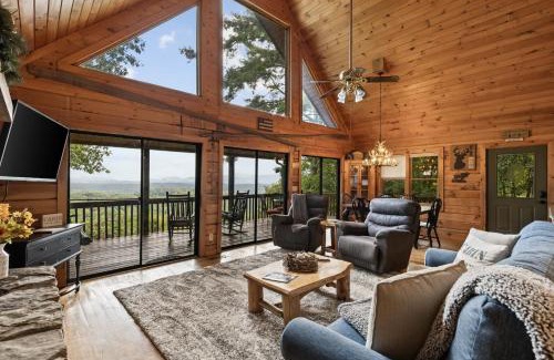 Morganton House | Cabin Sweet Cabin Sleeps 6 Hot Tub Foosball
