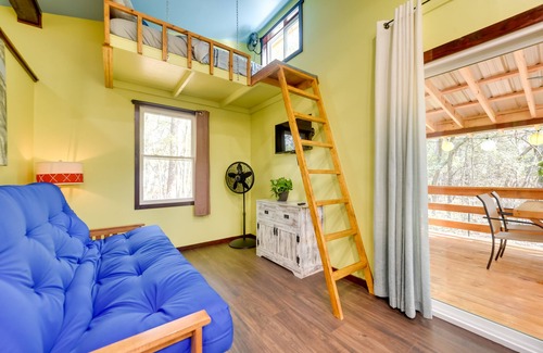 Supply Cabin | Cabin w/Deck & Fire Pit: 2 Mi to Holden Beach!