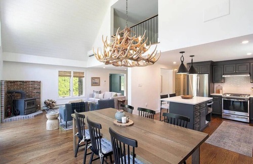 Ashley Falls House | Cabin w/fire pit, close to Ski Catamount, Butternut Ski, Great Barrington