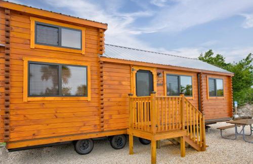 Marathon Resort | Cabins at Bonefish Bay