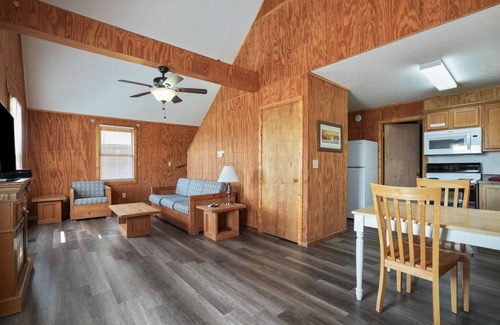 Logan Cabin | Cabins In Hocking - Retreat cabin 4