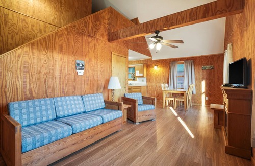 Logan Cabin | Cabins In Hocking - Retreat cabin 5
