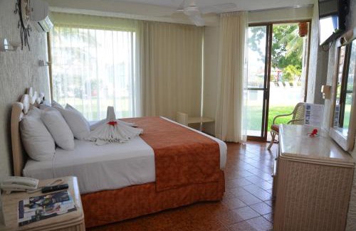Barra de Navidad Hotel | Cabo Blanco Hotel and Marina