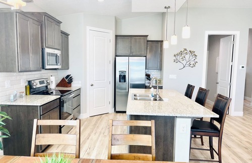 Mesquite House | Cactus Crest Villa by Mesquite Vacation Rentals: Pet Friendly in Cambria with $510 in free daily activities