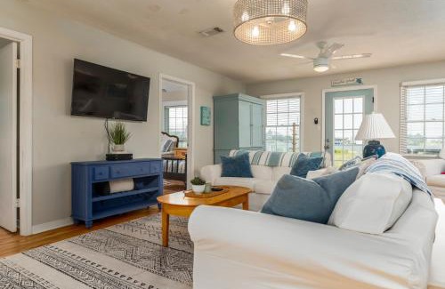 Dauphin Island House | Cadi Shack