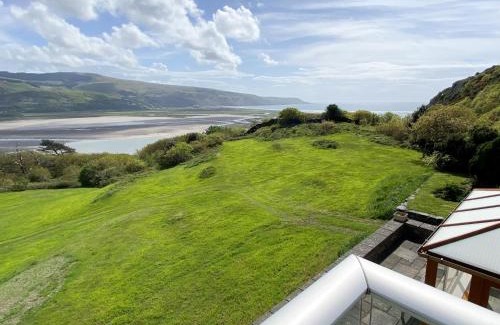 Fairbourne House | Cae-Fadog Fach