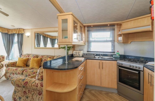 Amlwch Cottage | CAE GOG, pet friendly, country holiday cottage in Cemaes Bay