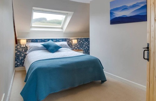 Builth Wells House | Cae'r Mynach Cottage