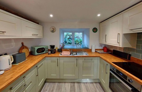 Barmouth Cottage | Cae Tudur Remote Rural Cottage near Barmouth