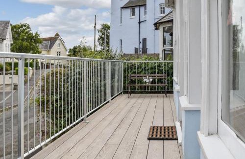 Salcombe House | Caerleon - Cottage